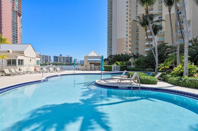 3340 NE 190th St 1808, Aventura, FL 33180