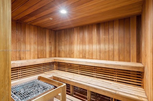 3340 NE 190th St 1808, Aventura, FL 33180