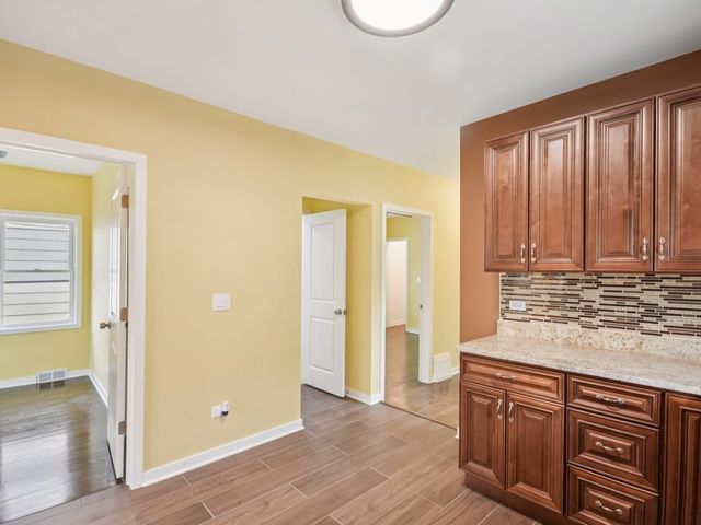 1404 N 36th Avenue, Melrose Park, IL 60160