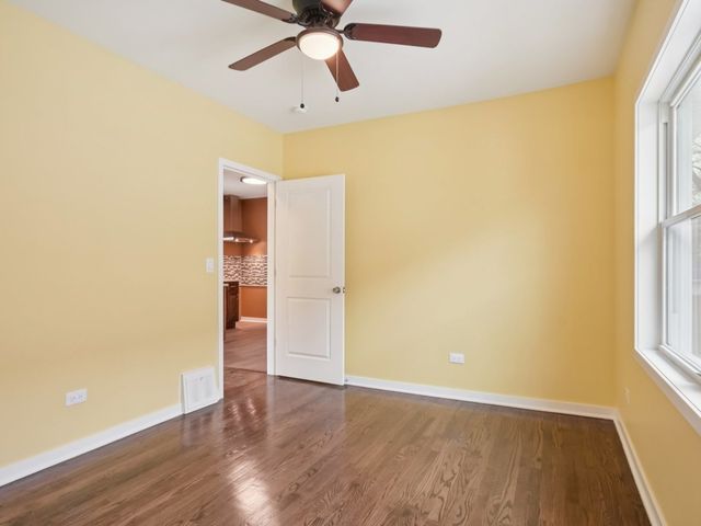 1404 N 36th Avenue, Melrose Park, IL 60160