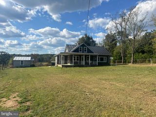 271 FAIRVIEW RD, Gore, VA 22637