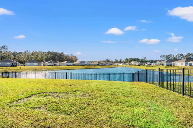 518 Sugar Pine Dr., Conway, SC 29526