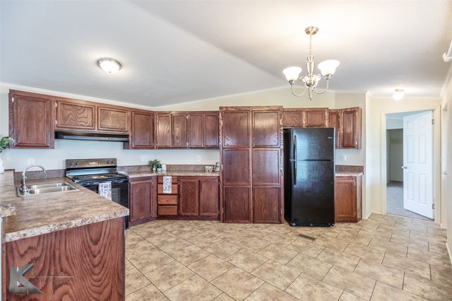 4121 Fm 3326 E, Hawley, TX 79525