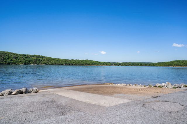 166 Terrace Park Road, Kimberling City, MO 65686