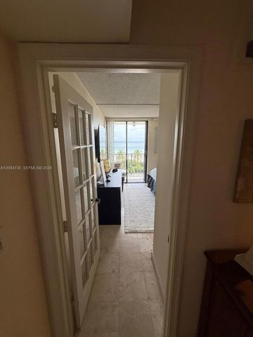 2625 Collins Avenue 605, Miami Beach, FL 33140