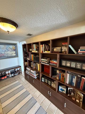 2625 Collins Avenue 605, Miami Beach, FL 33140