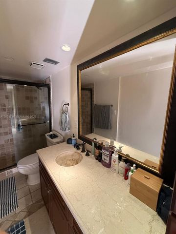2625 Collins Avenue 605, Miami Beach, FL 33140