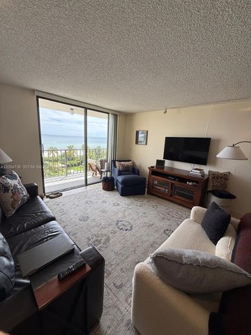 2625 Collins Avenue 605, Miami Beach, FL 33140