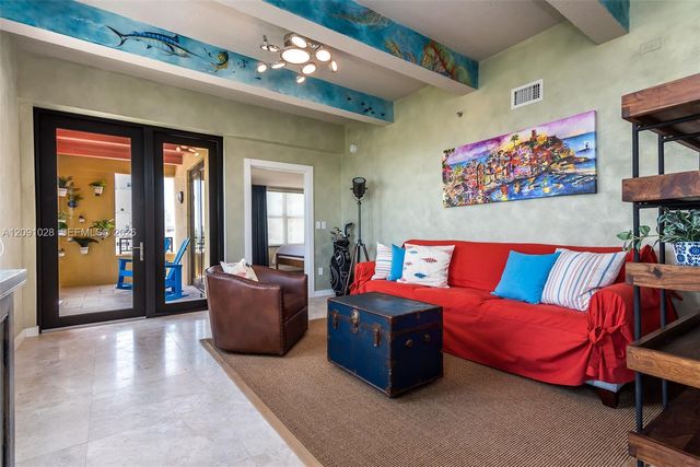 1330 Ocean Drive R5B, Miami Beach, FL 33139