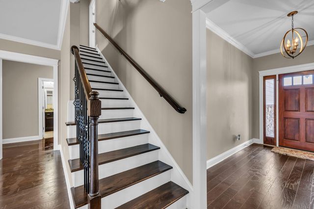 5644 Bungalow Circle, Hixson, TN 37343