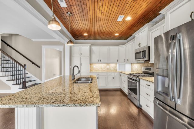 5644 Bungalow Circle, Hixson, TN 37343