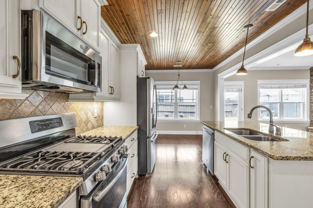 5644 Bungalow Circle, Hixson, TN 37343