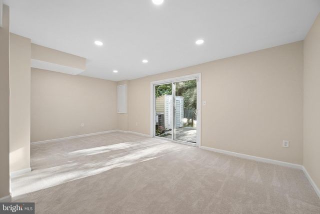 19904 BUHRSTONE DR, Gaithersburg, MD 20886