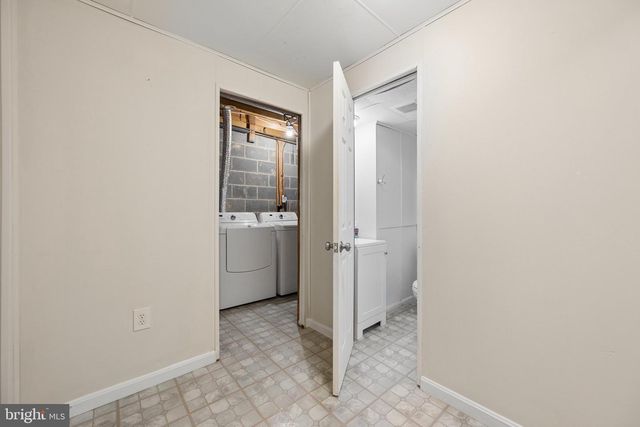 19904 BUHRSTONE DR, Gaithersburg, MD 20886