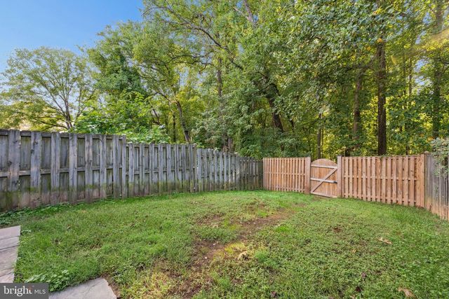 19904 BUHRSTONE DR, Gaithersburg, MD 20886