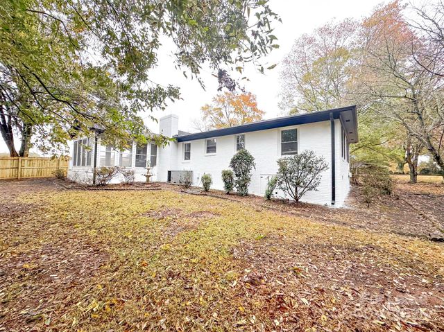 9454 Flowes Store Road, Midland, NC 28107