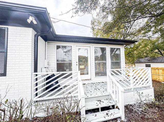 9454 Flowes Store Road, Midland, NC 28107