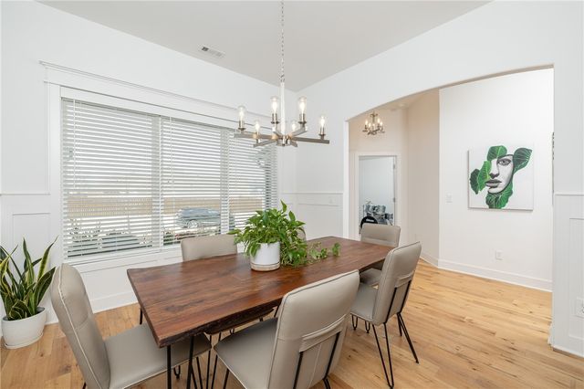 1048 S Xavier Bend, Fayetteville, AR 72701