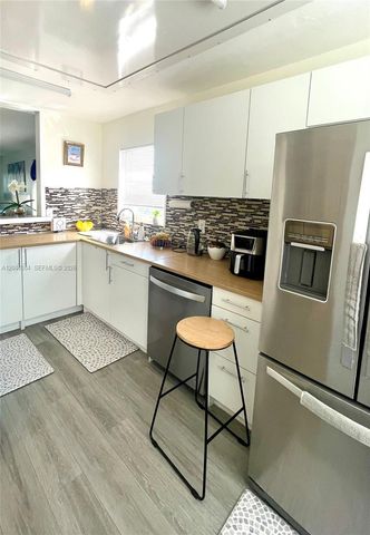 5980 NW 64th Ave 312, Tamarac, FL 33319