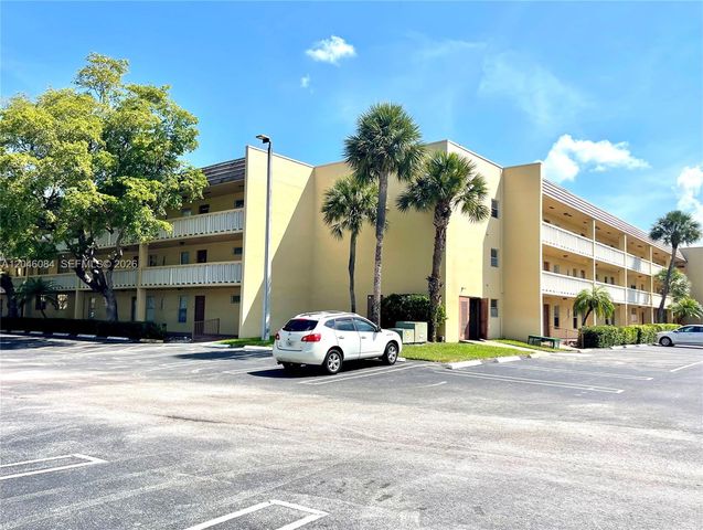 5980 NW 64th Ave 312, Tamarac, FL 33319