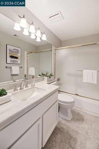 4521 Terra Granada Dr 4B, Walnut Creek, CA 94595