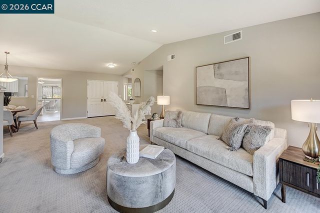 4521 Terra Granada Dr 4B, Walnut Creek, CA 94595