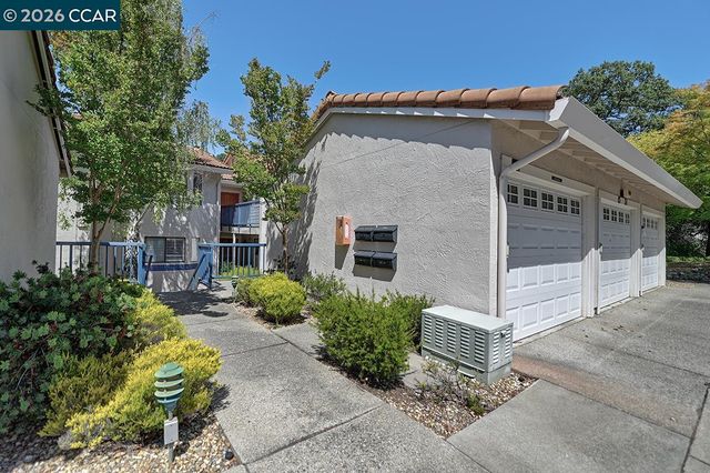 4521 Terra Granada Dr 4B, Walnut Creek, CA 94595