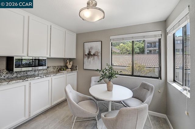 4521 Terra Granada Dr 4B, Walnut Creek, CA 94595
