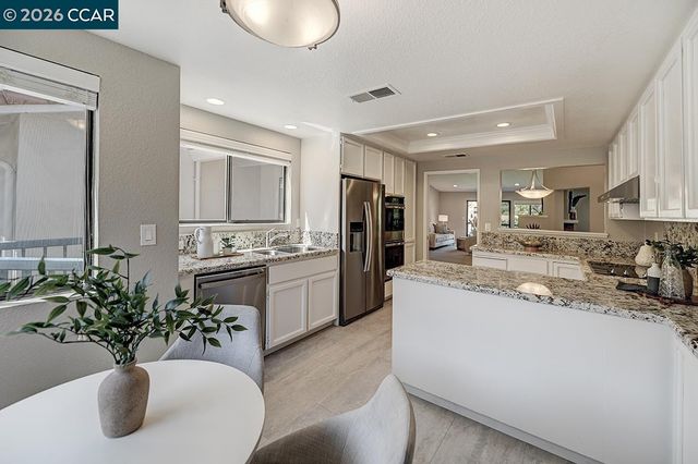 4521 Terra Granada Dr 4B, Walnut Creek, CA 94595