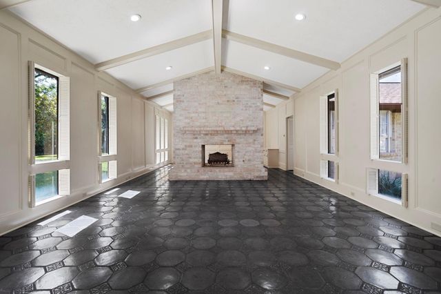 2011 Briar Lane, Richmond, TX 77469