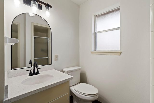 2011 Briar Lane, Richmond, TX 77469