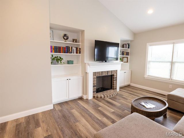 27650 Iowa Road, Perry, MO 63462