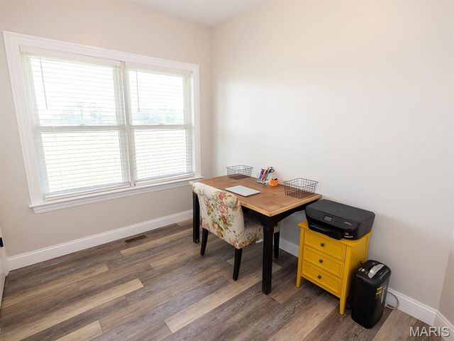 27650 Iowa Road, Perry, MO 63462