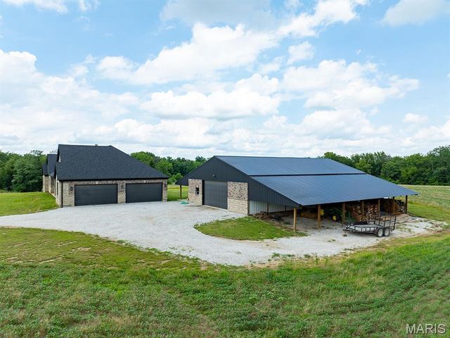 27650 Iowa Road, Perry, MO 63462