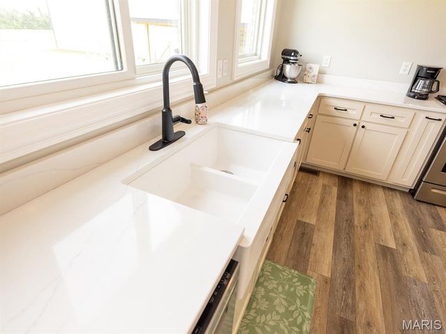 27650 Iowa Road, Perry, MO 63462