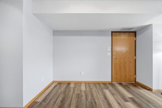 3110 Wilson SW 5, Cedar Rapids, IA 52404