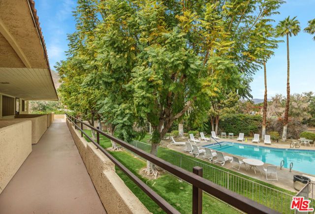 751 N Los Felices Circle 212, Palm Springs, CA 92262