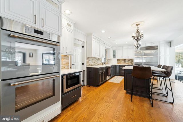 1148 SHADOW OAK DR, Malvern, PA 19355