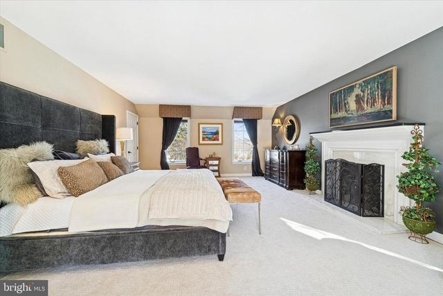 1148 SHADOW OAK DR, Malvern, PA 19355