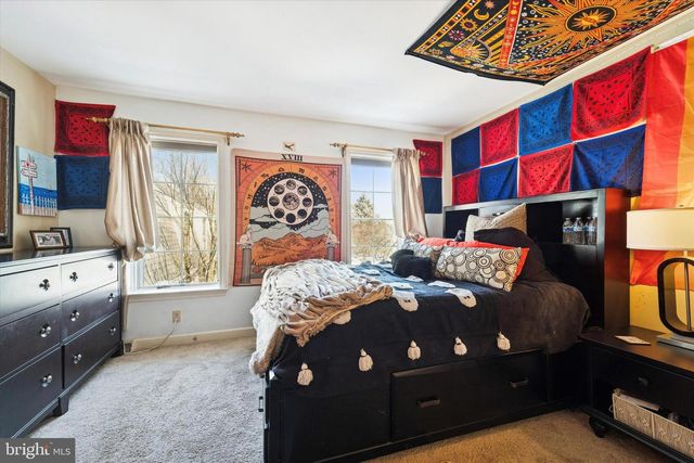 1148 SHADOW OAK DR, Malvern, PA 19355