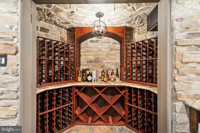 1148 SHADOW OAK DR, Malvern, PA 19355