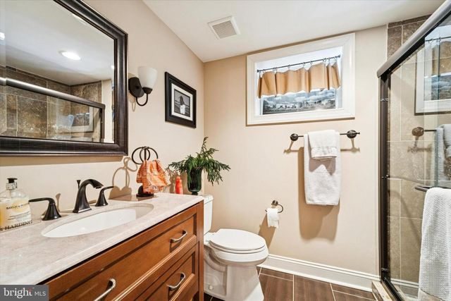 1148 SHADOW OAK DR, Malvern, PA 19355