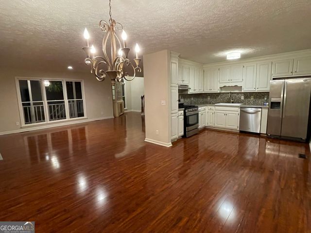 1024 Laurel Lake Drive, Ball Ground, GA 30107