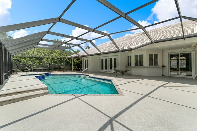 1402 SW Osprey Cove, Port St. Lucie, Port St Lucie, FL 34986