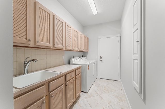 1402 SW Osprey Cove, Port St. Lucie, Port St Lucie, FL 34986