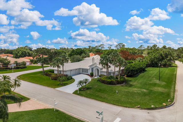 1402 SW Osprey Cove, Port St. Lucie, Port St Lucie, FL 34986