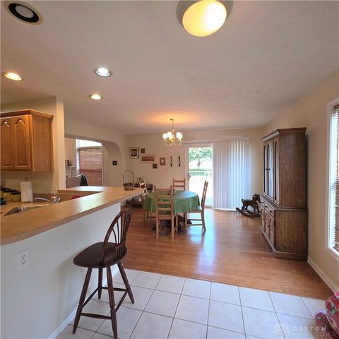 507 Patricia Faye Court, Brookville, OH 45309