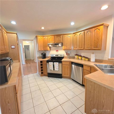 507 Patricia Faye Court, Brookville, OH 45309