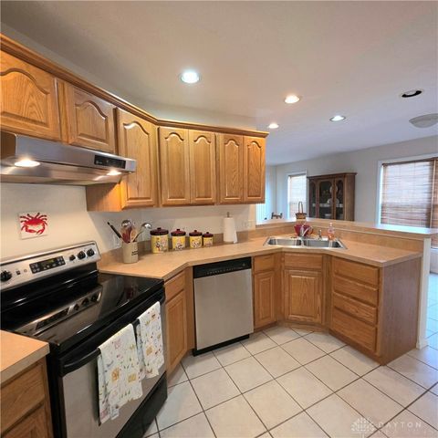 507 Patricia Faye Court, Brookville, OH 45309
