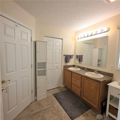 507 Patricia Faye Court, Brookville, OH 45309